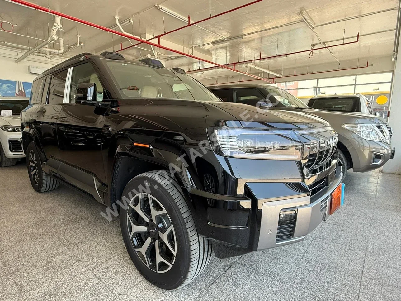 BYD  Leopard 8  Flagship  2025  Automatic  0 Km  4 Cylinder  Four Wheel Drive (4WD)  SUV  Black