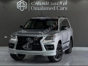 Lexus  LX  570  2011  Automatic  200,000 Km  8 Cylinder  Four Wheel Drive (4WD)  SUV  Silver