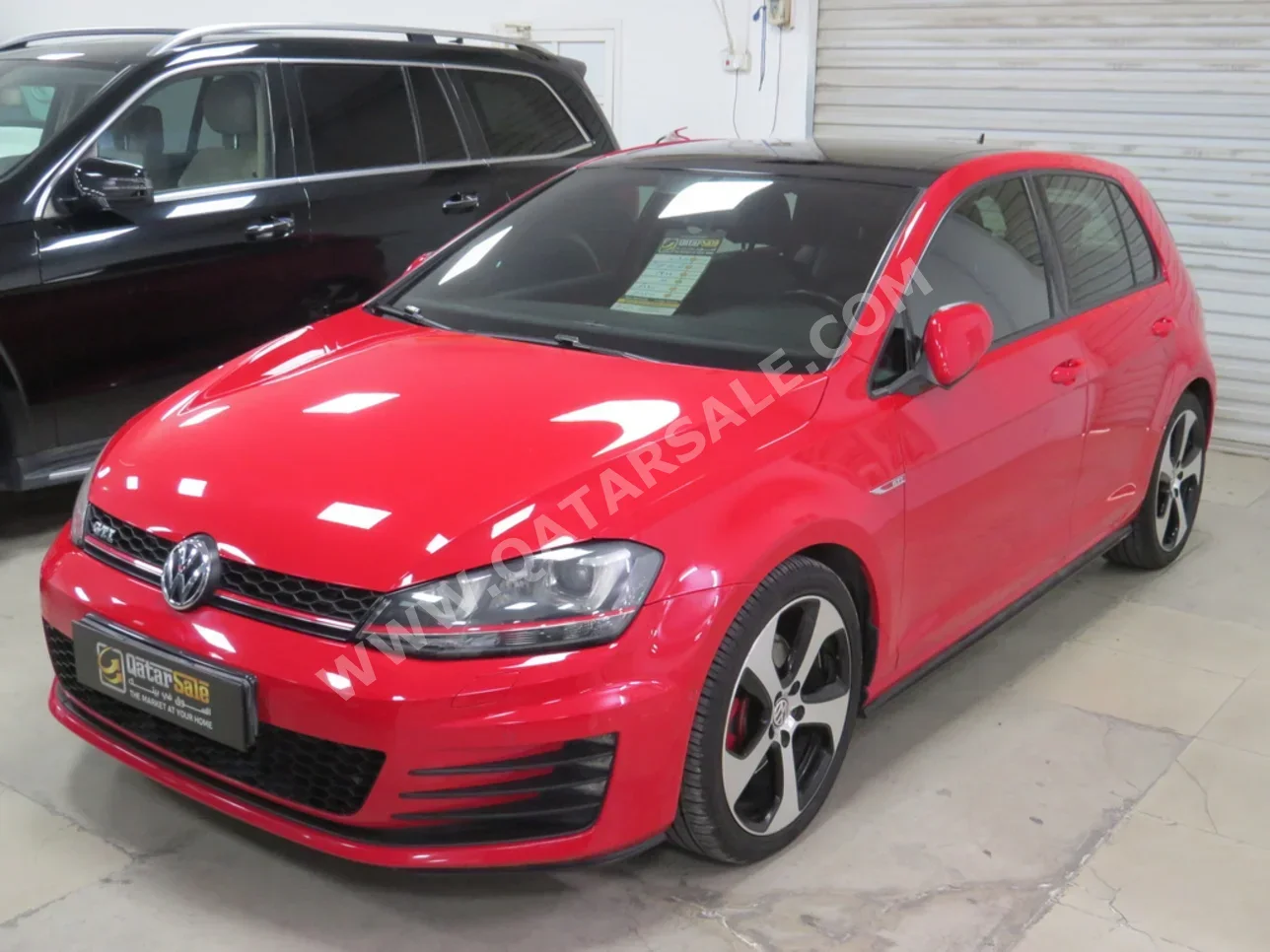 Volkswagen  Golf  GTI  2015  Automatic  86,000 Km  4 Cylinder  Front Wheel Drive (FWD)  Hatchback  Red