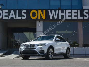 BMW  X-Series  X4  2015  Automatic  128,000 Km  6 Cylinder  All Wheel Drive (AWD)  SUV  White