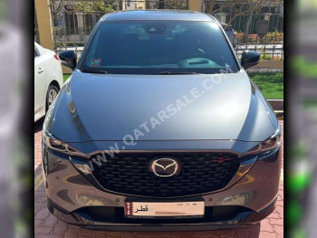 مازدا  سي اكس  5  2023  اوتوماتيك  20,000 كم  4 سلندر  دفع كلي مستمر  اس يو في  رمادي غامق