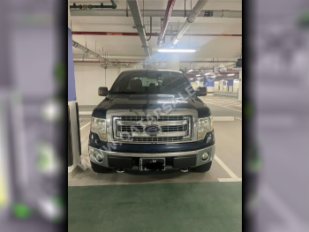 Ford  F  150 XLT  2014  Automatic  195,000 Km  8 Cylinder  Four Wheel Drive (4WD)  Pick Up  Blue
