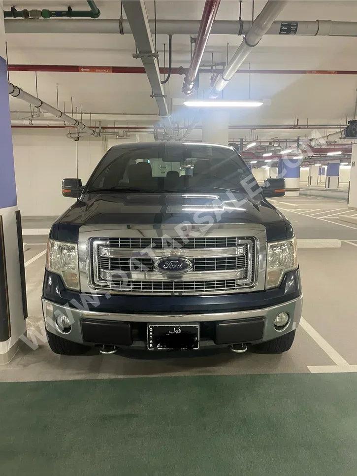 Ford  F  150 XLT  2014  Automatic  195,000 Km  8 Cylinder  Four Wheel Drive (4WD)  Pick Up  Blue