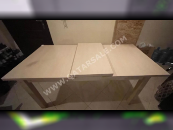 الطاولات والخزائن الجانبية طاولات البوفيه  - اللون البيج