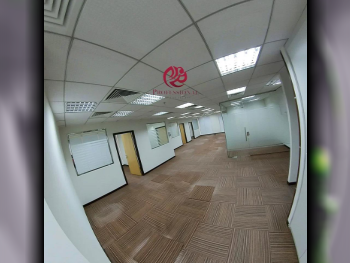 Commercial Offices - Not Furnished  - Doha  - Fereej Bin Mahmoud