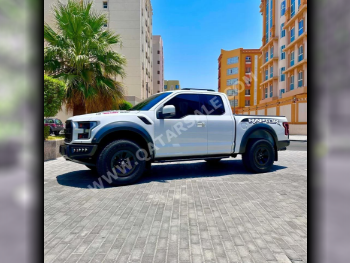 Ford  Raptor  SVT  2017  Automatic  123,000 Km  6 Cylinder  Four Wheel Drive (4WD)  Pick Up  White