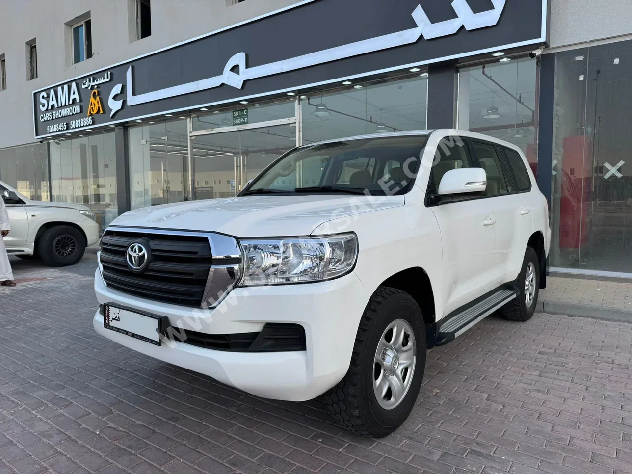 Toyota  Land Cruiser  G  2021  Automatic  206,000 Km  6 Cylinder  Four Wheel Drive (4WD)  SUV  White