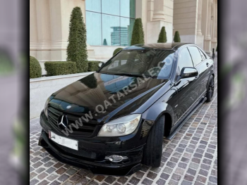 Mercedes-Benz  C-Class  230  2008  Tiptronic  196,000 Km  6 Cylinder  Rear Wheel Drive (RWD)  Sedan  Black