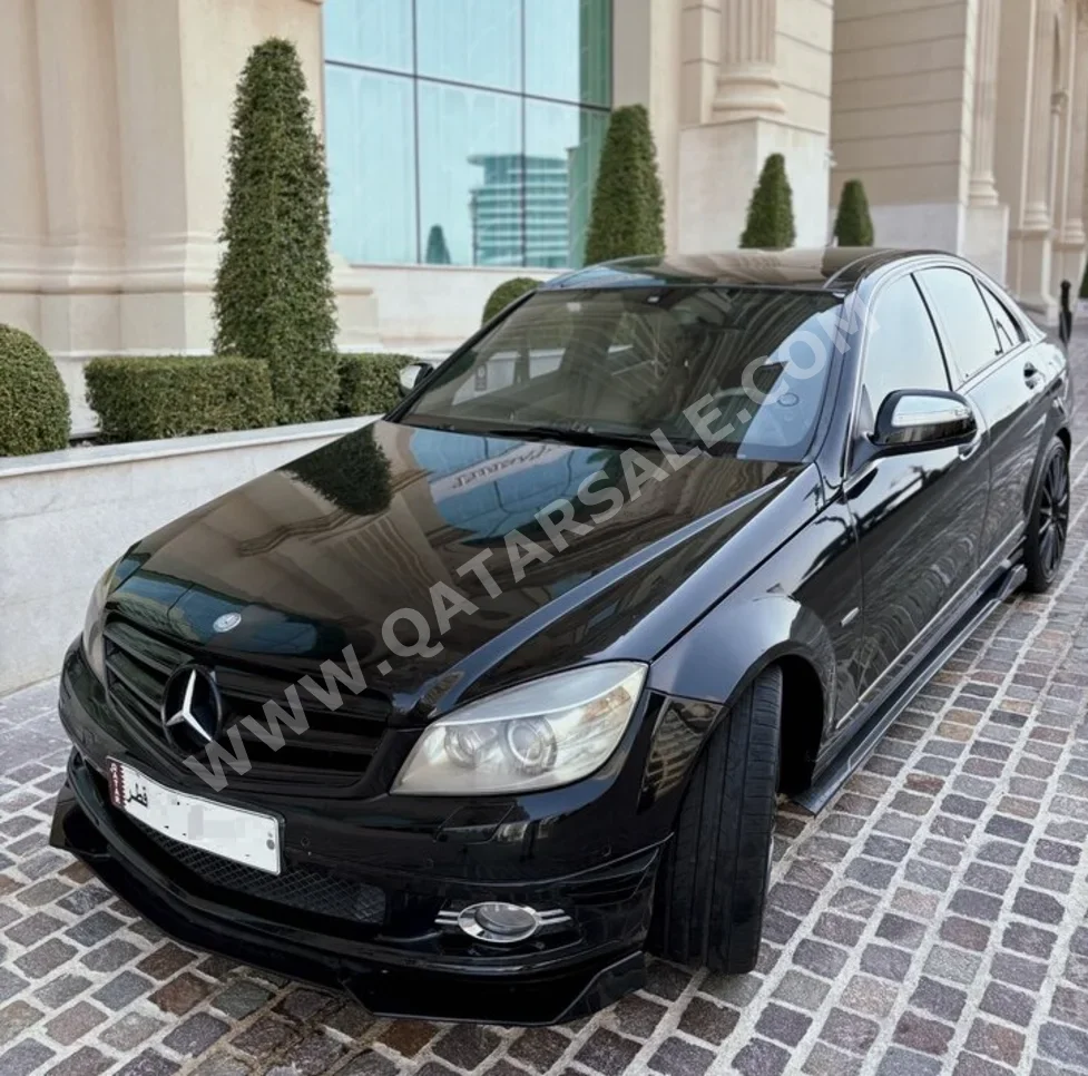 Mercedes-Benz  C-Class  230  2008  Tiptronic  196,000 Km  6 Cylinder  Rear Wheel Drive (RWD)  Sedan  Black