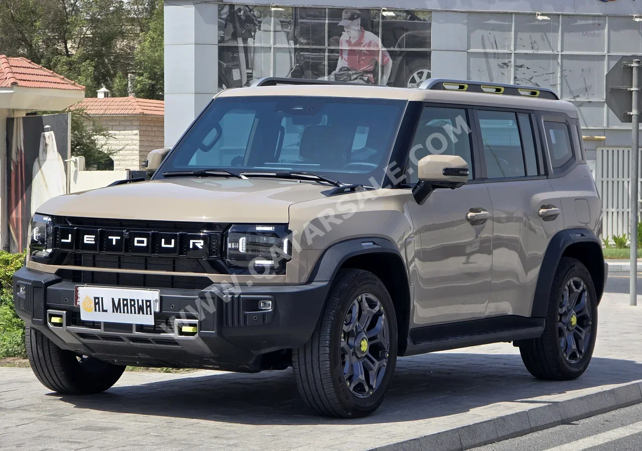 Jetour  T2  2025  Automatic  2,000 Km  4 Cylinder  Four Wheel Drive (4WD)  SUV  Beige  With Warranty