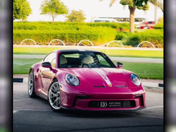 Porsche  911  GT3 Touring  2022  Automatic  3,000 Km  6 Cylinder  Rear Wheel Drive (RWD)  Coupe / Sport  Pink