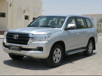 Toyota  Land Cruiser  GX  2020  Automatic  92,000 Km  6 Cylinder  Four Wheel Drive (4WD)  SUV  Silver