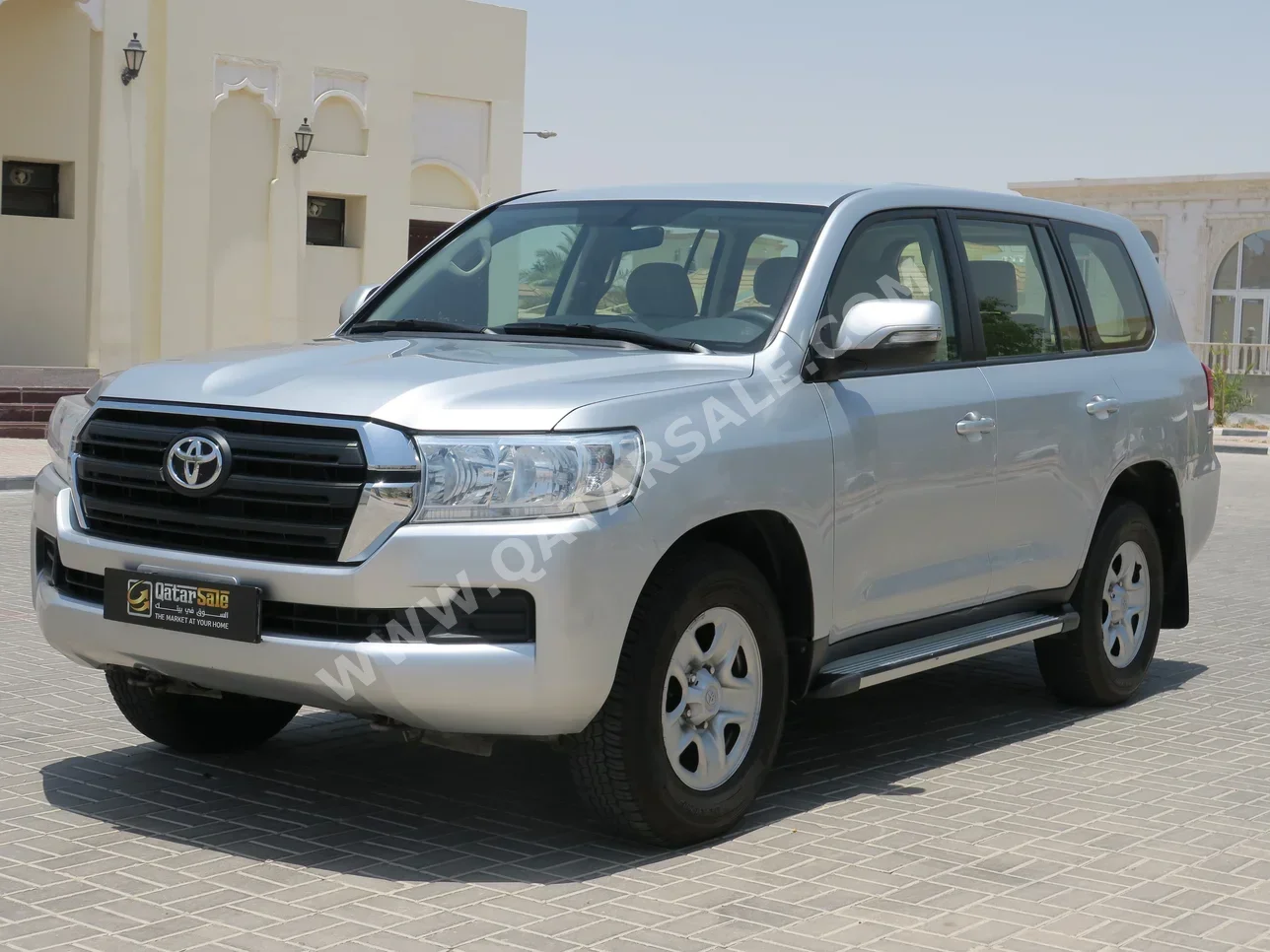 Toyota  Land Cruiser  GX  2020  Automatic  92,000 Km  6 Cylinder  Four Wheel Drive (4WD)  SUV  Silver