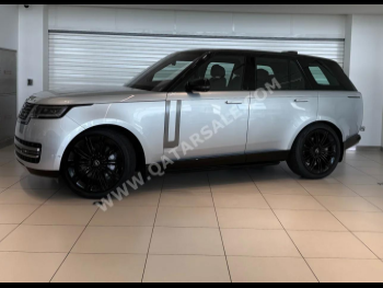 Land Rover  Range Rover  HSE  2023  Automatic  36,170 Km  8 Cylinder  Four Wheel Drive (4WD)  SUV  Silver  With Warranty