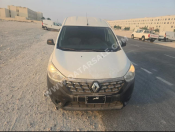 رينو  دوكر  2020  عادي  78,000 كم  4 سلندر  سحب امامي  فان \ باص  أبيض