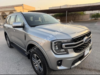Ford  Everest  2024  Automatic  0 Km  4 Cylinder  Four Wheel Drive (4WD)  SUV  Gray  With Warranty