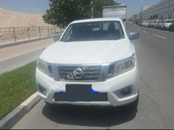 نيسان  نافارا  2020  عادي  68,000 كم  4 سلندر  دفع رباعي  بيكب  أبيض