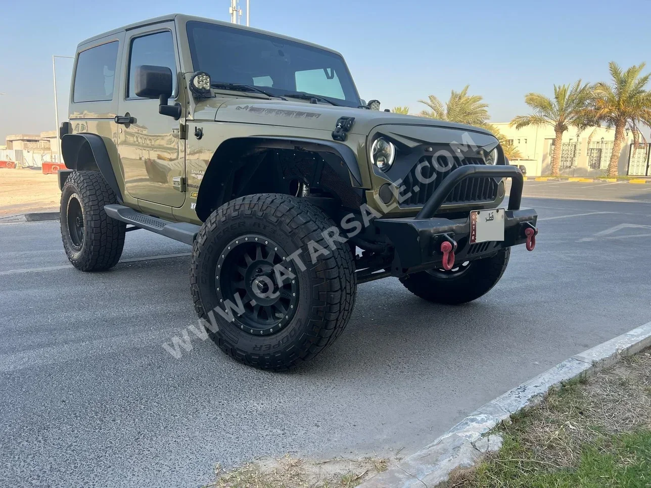 Jeep  Wrangler  Sahara  2013  Automatic  200,000 Km  6 Cylinder  Four Wheel Drive (4WD)  SUV  Green