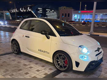 Fiat  595  Abarth  2022  Automatic  28,000 Km  4 Cylinder  Front Wheel Drive (FWD)  Hatchback  White