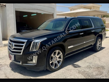 Cadillac  Escalade  ESV  2015  Automatic  158,000 Km  8 Cylinder  Four Wheel Drive (4WD)  SUV  Black