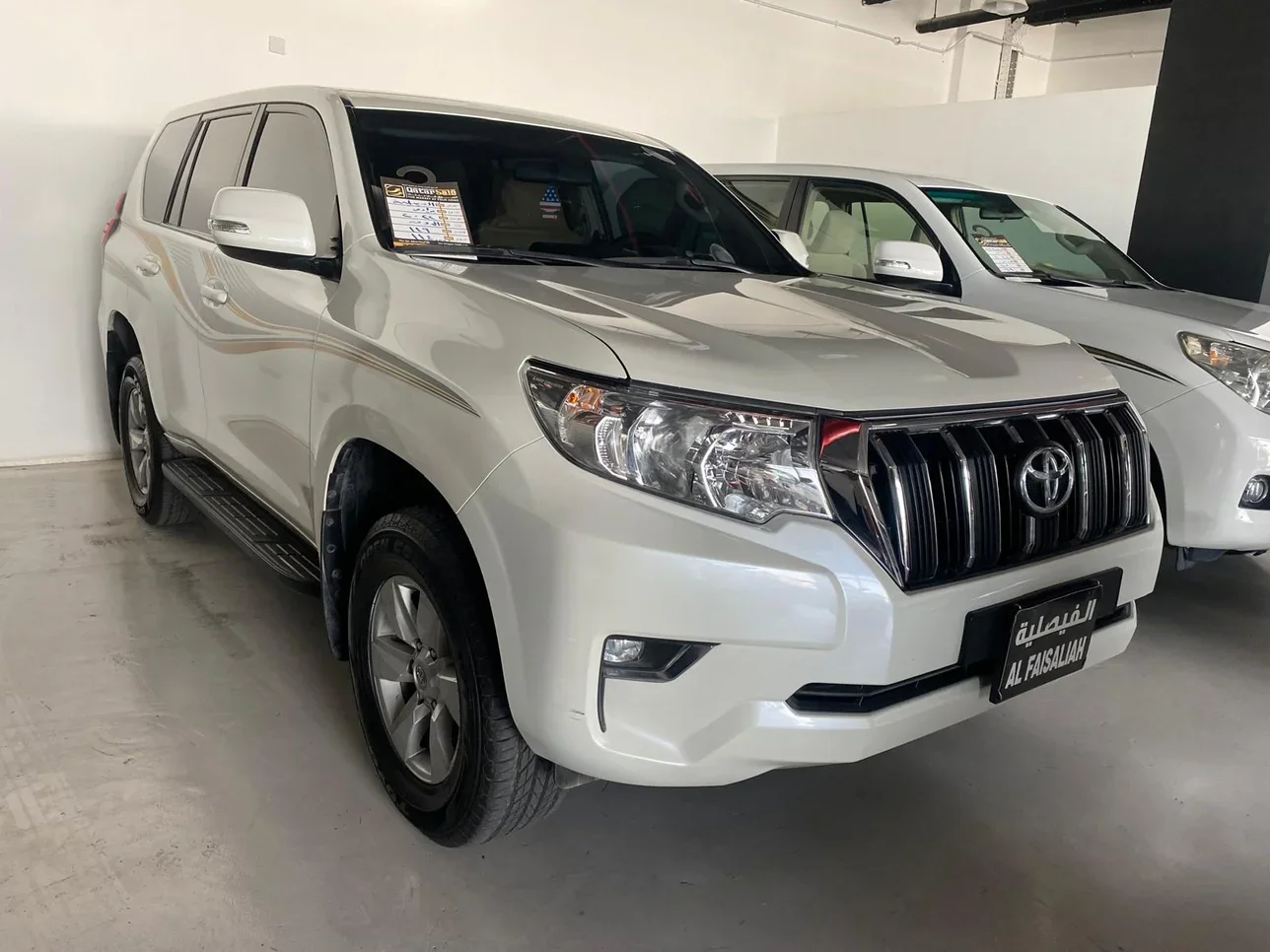 تويوتا برادو تي اكس ال 2022 اوتوماتيك 119,000 كم 6 سلندر دفع رباعي اس يو في أبيض