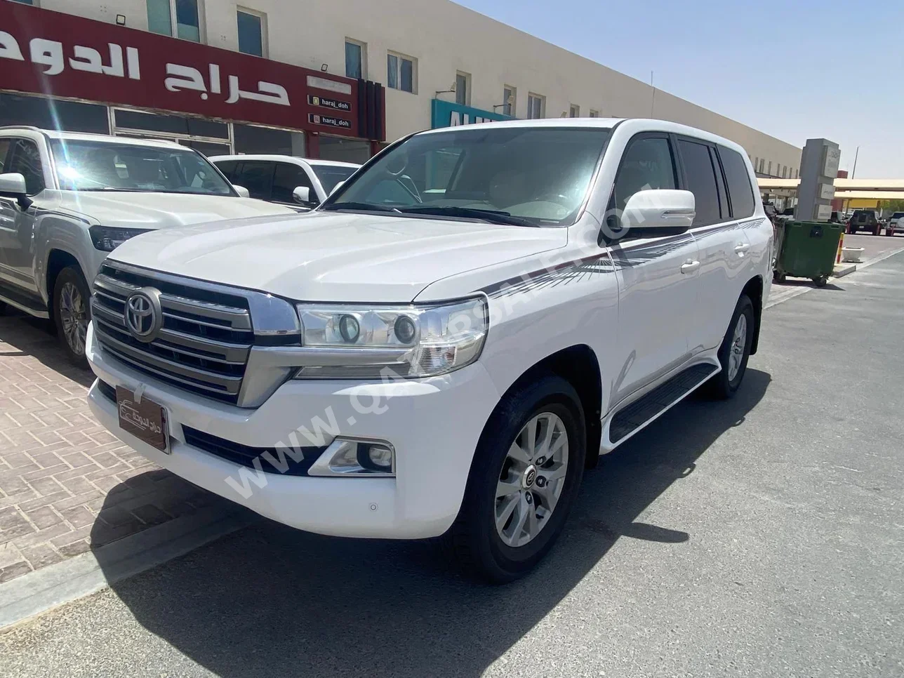 Toyota  Land Cruiser  GXR  2019  Automatic  246,000 Km  6 Cylinder  Four Wheel Drive (4WD)  SUV  White