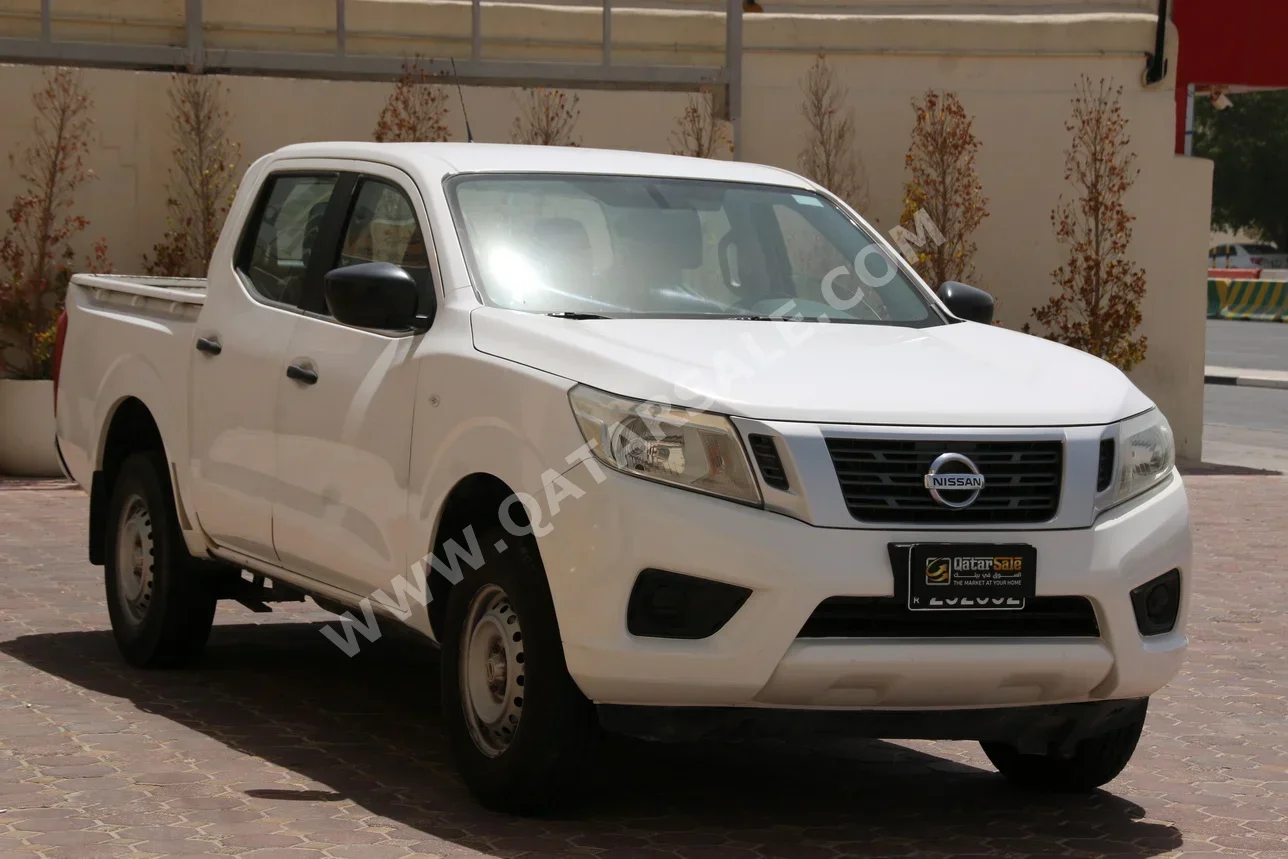 نيسان  نافارا  2019  عادي  172,000 كم  4 سلندر  دفع خلفي  بيكب  أبيض