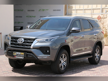 Toyota  Fortuner  2023  Automatic  20,000 Km  6 Cylinder  Four Wheel Drive (4WD)  SUV  Gray  With Warranty