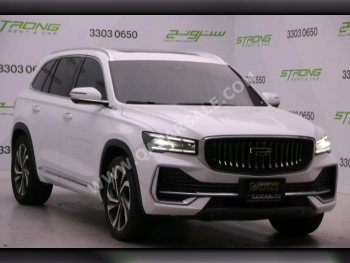 Geely  monjaro  Luxury  2023  Automatic  97,000 Km  4 Cylinder  Four Wheel Drive (4WD)  SUV  White  With Warranty