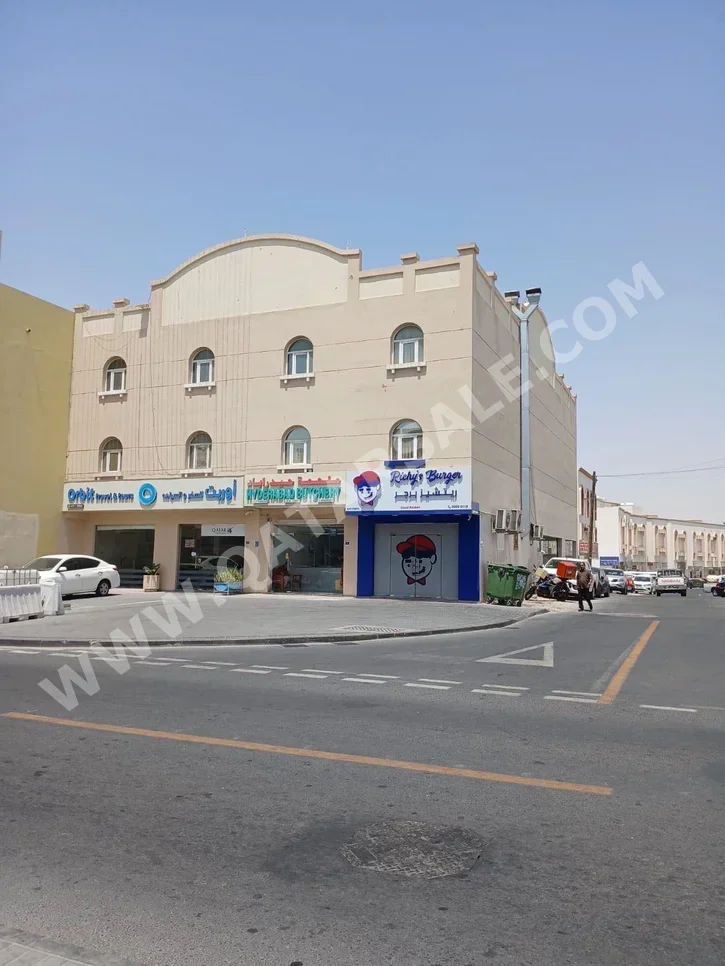 مكاتب تجارية - غير مفروشة  - الريان  - معيذر