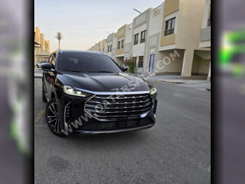 Jetour  X70  Plus Luxury  2024  Tiptronic  25,000 Km  4 Cylinder  Front Wheel Drive (FWD)  SUV  Black  With Warranty