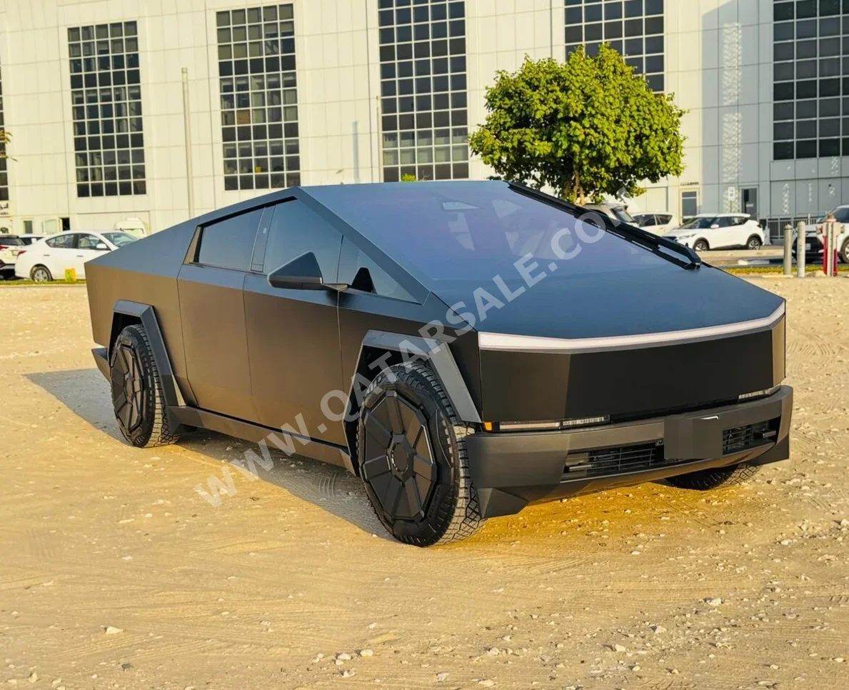 Tesla  CyberBeast  2024  Automatic  0 Km  4 Cylinder  All Wheel Drive (AWD)  SUV  Black  With Warranty