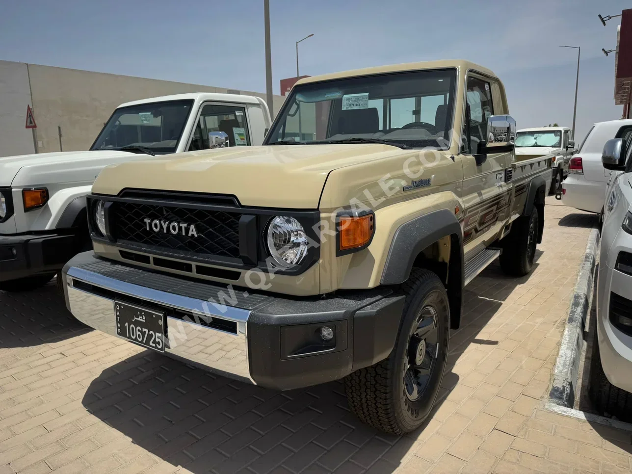 Toyota  Land Cruiser  LX  2025  Manual  0 Km  6 Cylinder  Four Wheel Drive (4WD)  Pick Up  Beige  With Warranty