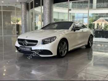 مرسيدس - بنز  اس - كلاس  63 AMG  2015  اوتوماتيك  58,000 كم  8 سلندر  دفع خلفي  سيدان  أبيض