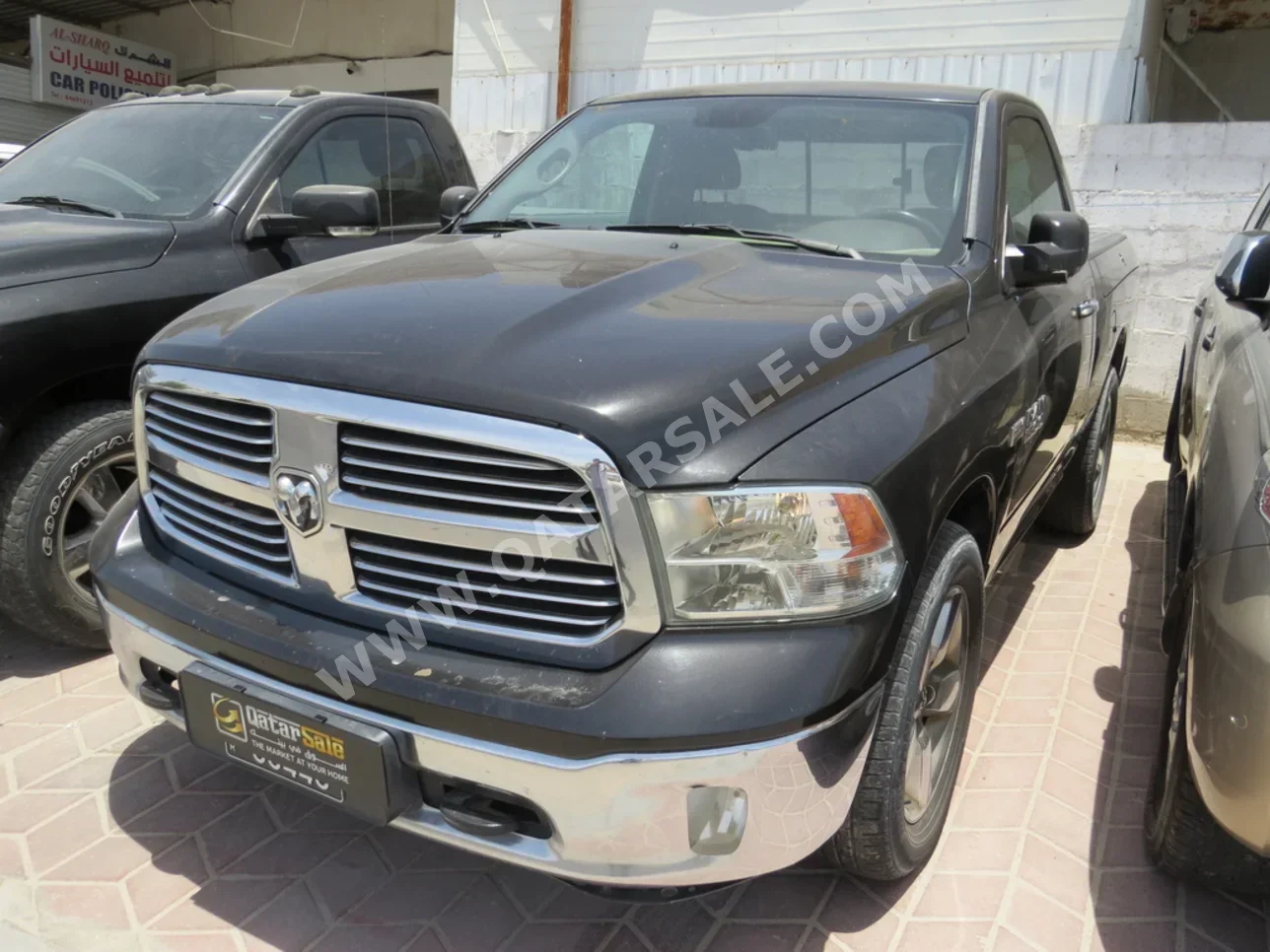 Dodge  Ram  2017  Automatic  217,000 Km  8 Cylinder  Four Wheel Drive (4WD)  Pick Up  Black