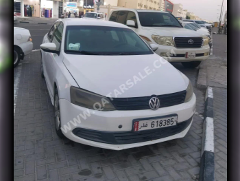 Volkswagen  Jetta  2014  Automatic  246,000 Km  4 Cylinder  Sedan  White