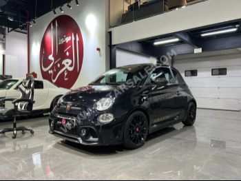 Fiat  595  Abarth  2022  Automatic  20,000 Km  4 Cylinder  Front Wheel Drive (FWD)  Hatchback  Black