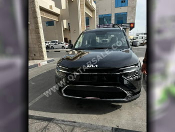 Kia  Carens  4 Cylinder  Lexury  Black  2023