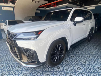 Lexus  LX  600 F Sport  2022  Automatic  91,000 Km  8 Cylinder  Four Wheel Drive (4WD)  SUV  White  With Warranty