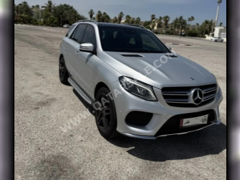 Mercedes-Benz  GLE  400  2016  Automatic  95,000 Km  6 Cylinder  Four Wheel Drive (4WD)  SUV  Silver