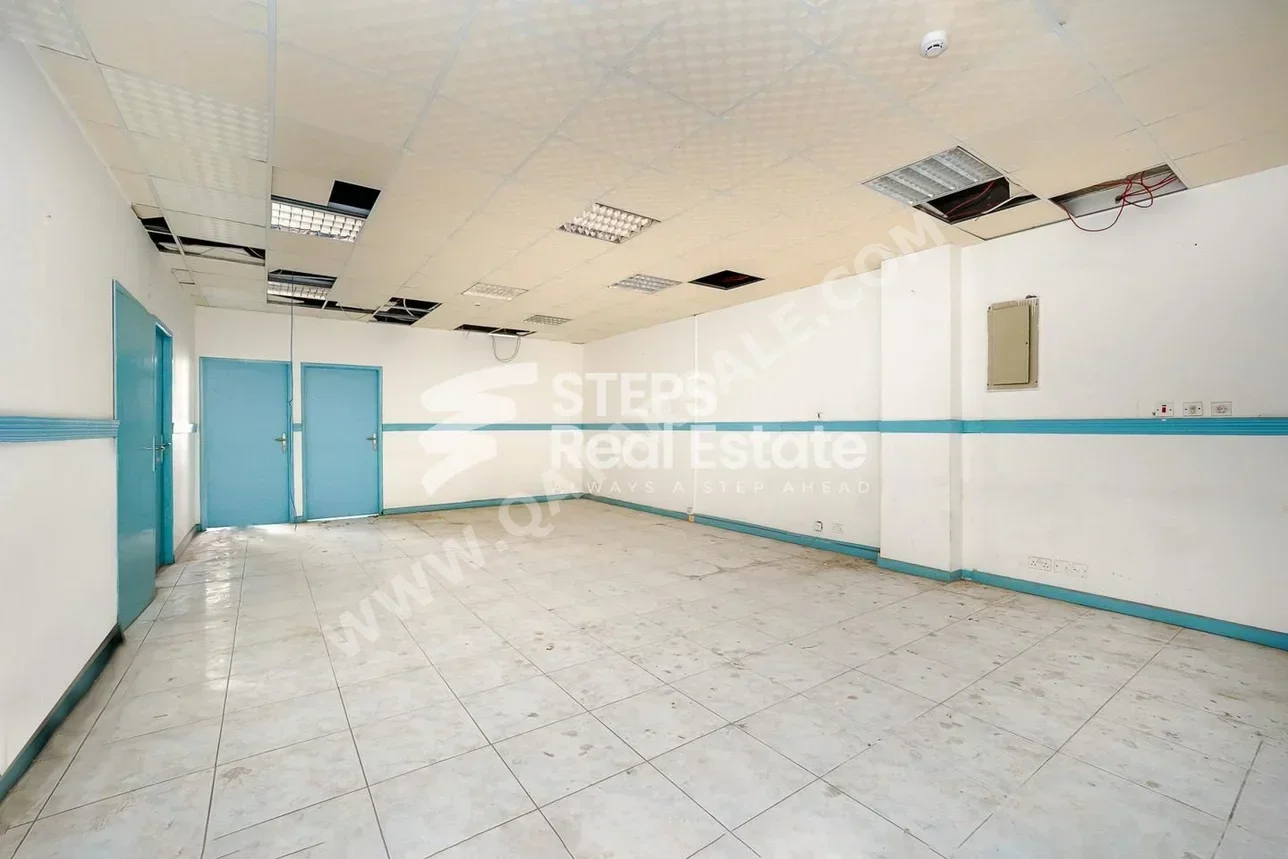 Commercial Offices - Not Furnished  - Doha  - Al Hilal