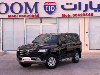 Toyota  Land Cruiser  GX  2023  Automatic  79,000 Km  6 Cylinder  Four Wheel Drive (4WD)  SUV  Black  With Warranty