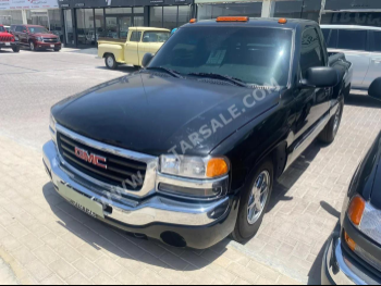 GMC  Sierra  2003  Automatic  193,000 Km  8 Cylinder  Rear Wheel Drive (RWD)  Pick Up  Black