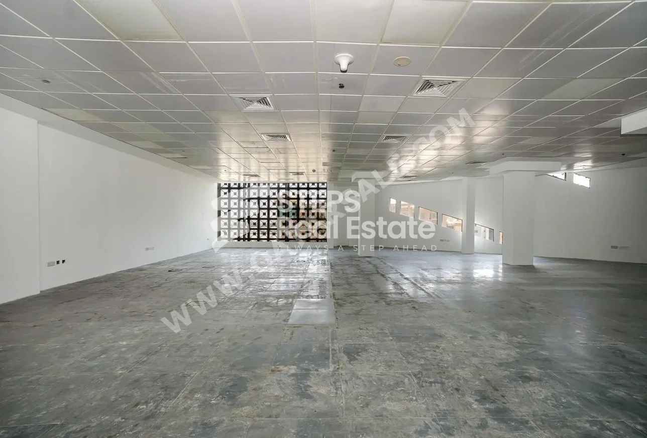 Commercial Offices - Not Furnished  - Doha  - Al Sadd