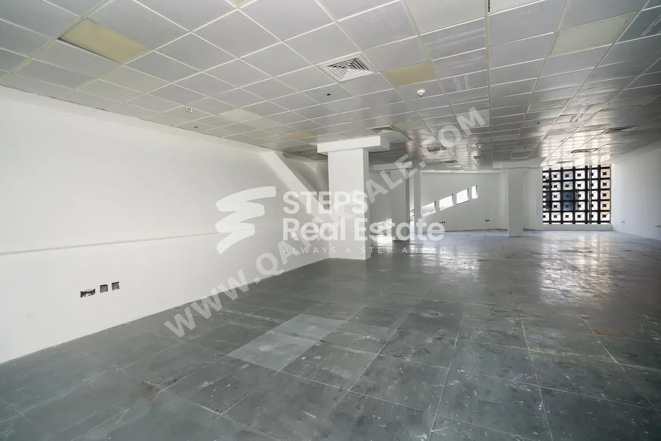 Commercial Offices - Not Furnished  - Doha  - Al Sadd
