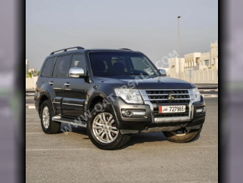 Mitsubishi  Pajero  3.8  2021  Automatic  28,000 Km  6 Cylinder  Four Wheel Drive (4WD)  SUV  Gray  With Warranty