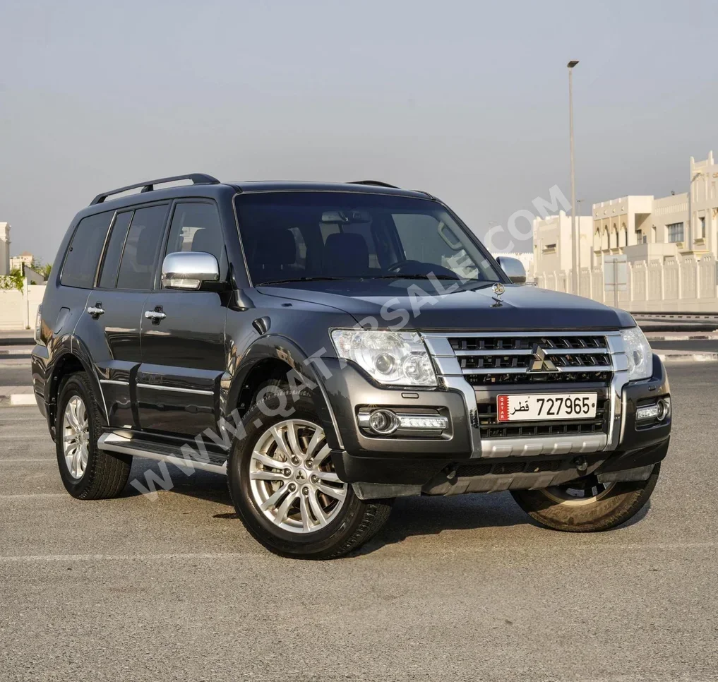 Mitsubishi  Pajero  3.8  2021  Automatic  28,000 Km  6 Cylinder  Four Wheel Drive (4WD)  SUV  Gray  With Warranty