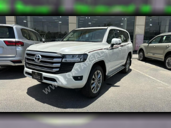 Toyota  Land Cruiser  GXR  2025  Automatic  0 Km  6 Cylinder  Four Wheel Drive (4WD)  SUV  White  With Warranty
