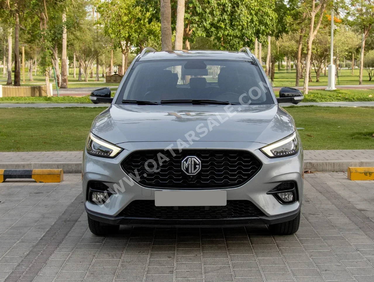 MG  ZsT  2022  Automatic  48,381 Km  4 Cylinder  Front Wheel Drive (FWD)  SUV  Silver  With Warranty