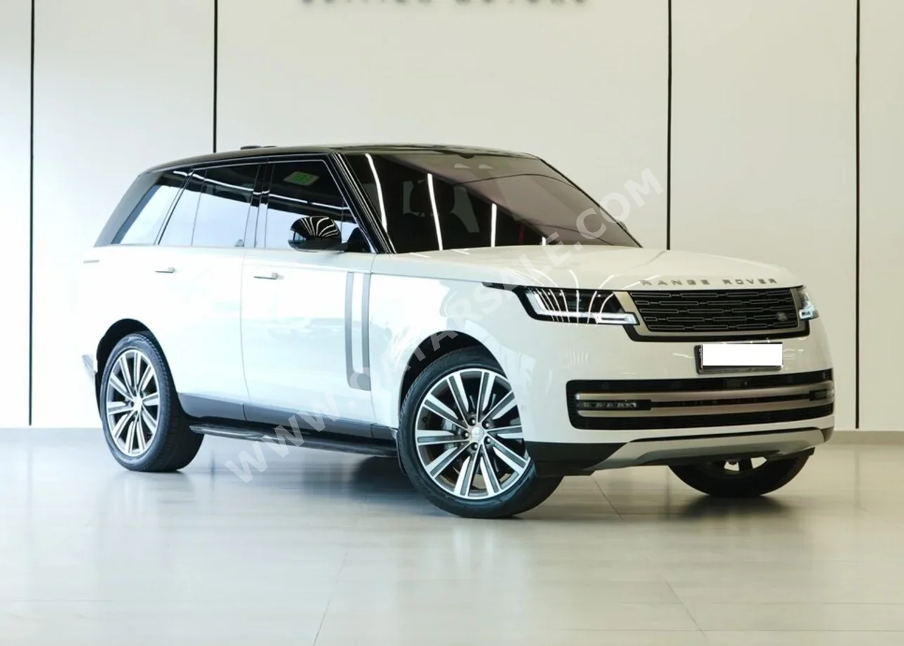 Land Rover  Range Rover  HSE  2023  Automatic  26,912 Km  6 Cylinder  Four Wheel Drive (4WD)  SUV  White  With Warranty